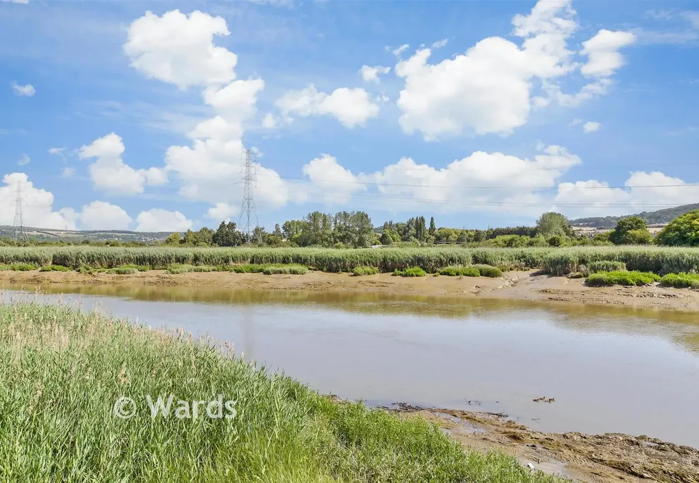 Surrounding Area - Howlsmere Close, Halling, Rochester, Kent - Wards of Kent