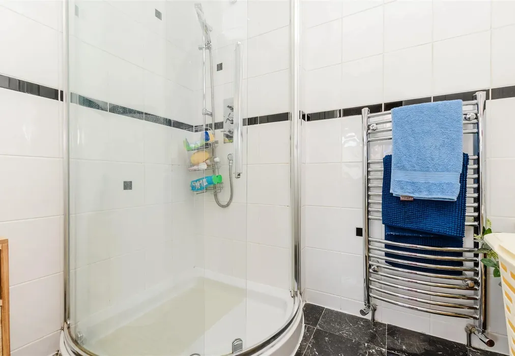 En-Suite Shower Room - Bracken Lea, Chatham, Kent - Wards of Kent