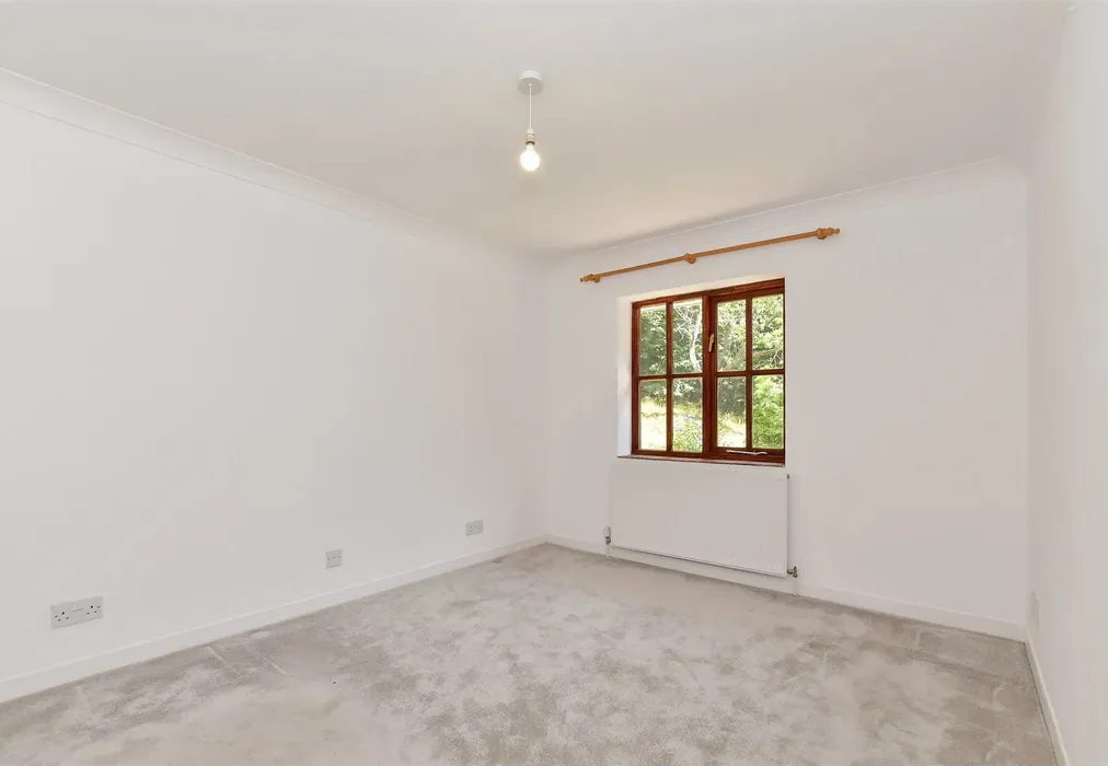 Bedroom 5 - Dunkirk Road South, Faversham, Kent - Wards of Kent