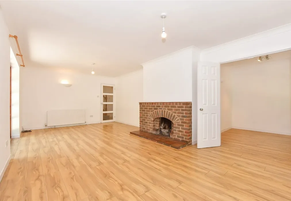 Dining Room - Dunkirk Road South, Faversham, Kent - Wards of Kent