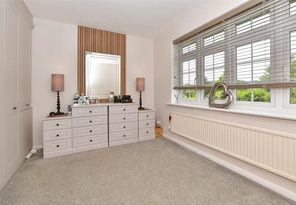 Bedroom 3 - Bowl Field, Hastingleigh, Ashford, Kent - Wards of Kent