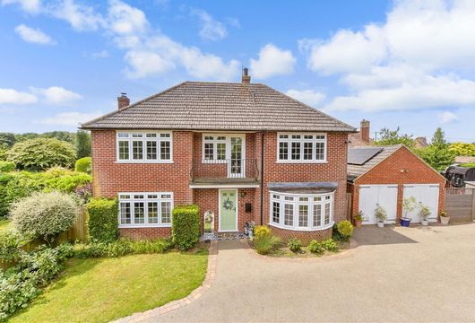 Bowl Field, Hastingleigh, Ashford, Kent - Wards of Kent