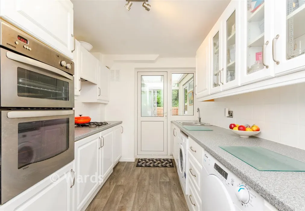 Kitchen - Croftside, Vigo Village, Meopham, Kent - Wards of Kent