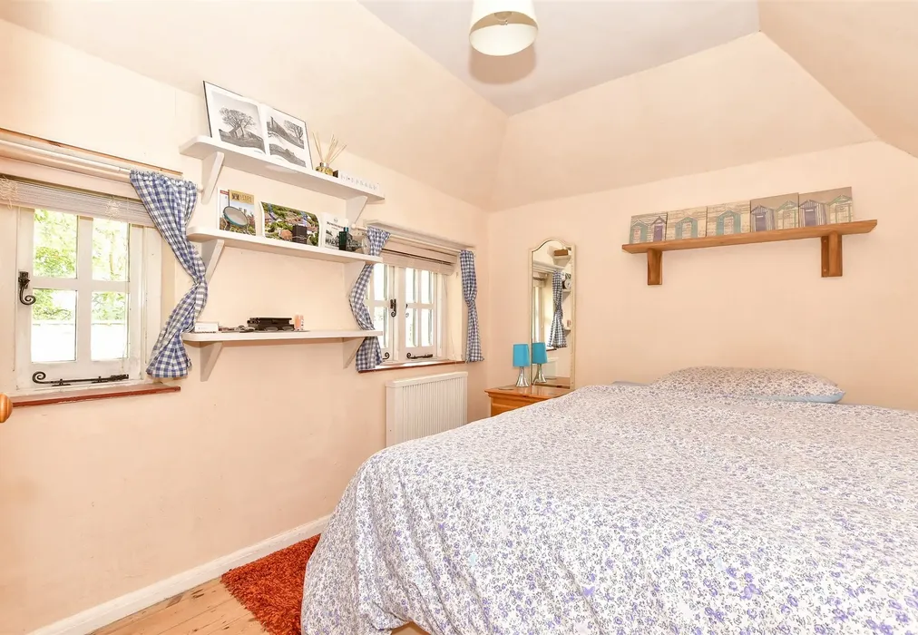 Bedroom 2 - Newchurch, Romney Marsh, Kent - Wards of Kent