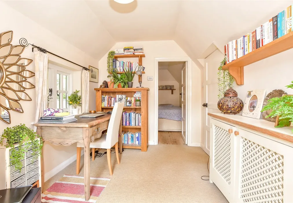 Study - Newchurch, Romney Marsh, Kent - Wards of Kent