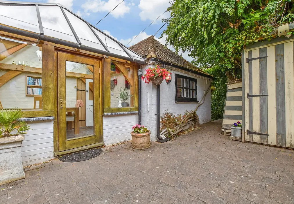 Patio / Decking - Newchurch, Romney Marsh, Kent - Wards of Kent