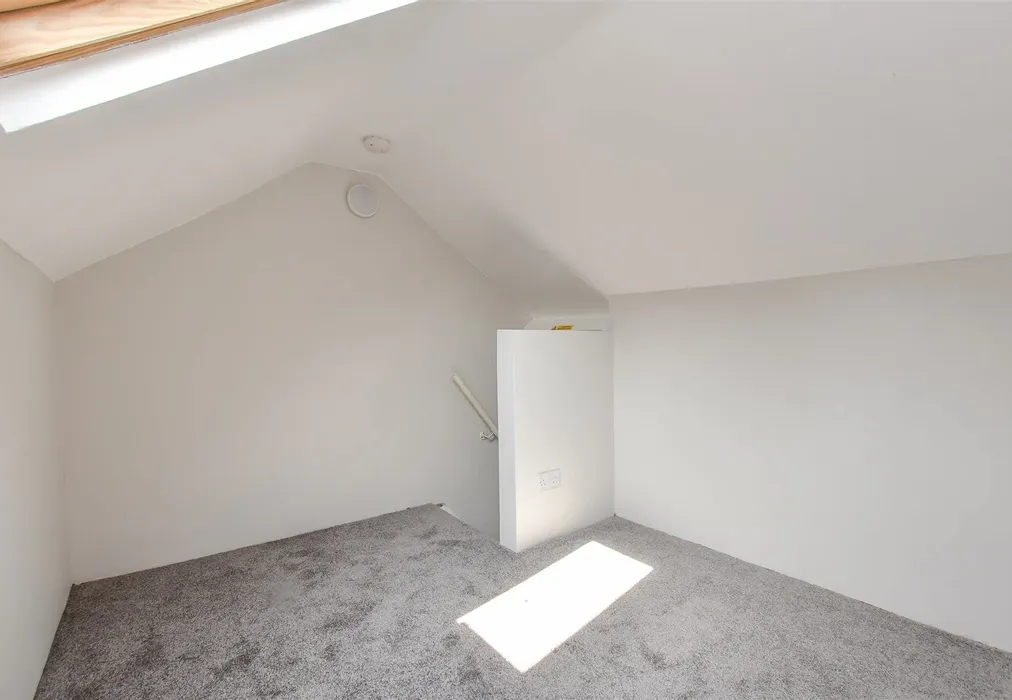 Bedroom 3 - Clarendon Place, Dover, Kent - Wards of Kent