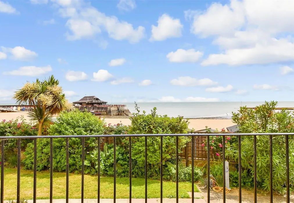 Views To Front - The Parade, Broadstairs, Kent - Wards of Kent