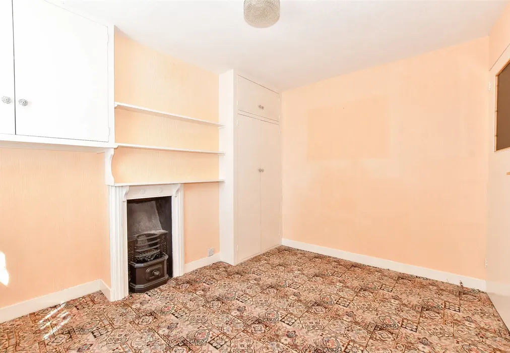 Bedroom 2 - River Road, Arundel, West Sussex - Wards of Kent