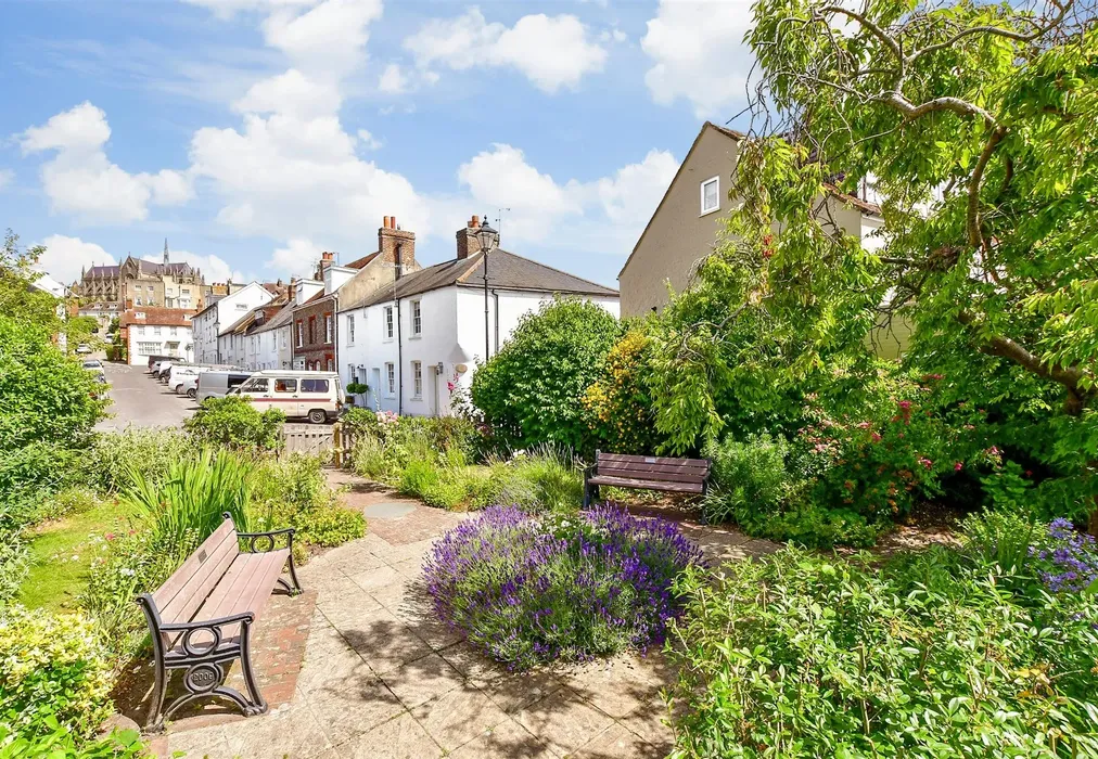 Surrounding Area - River Road, Arundel, West Sussex - Wards of Kent