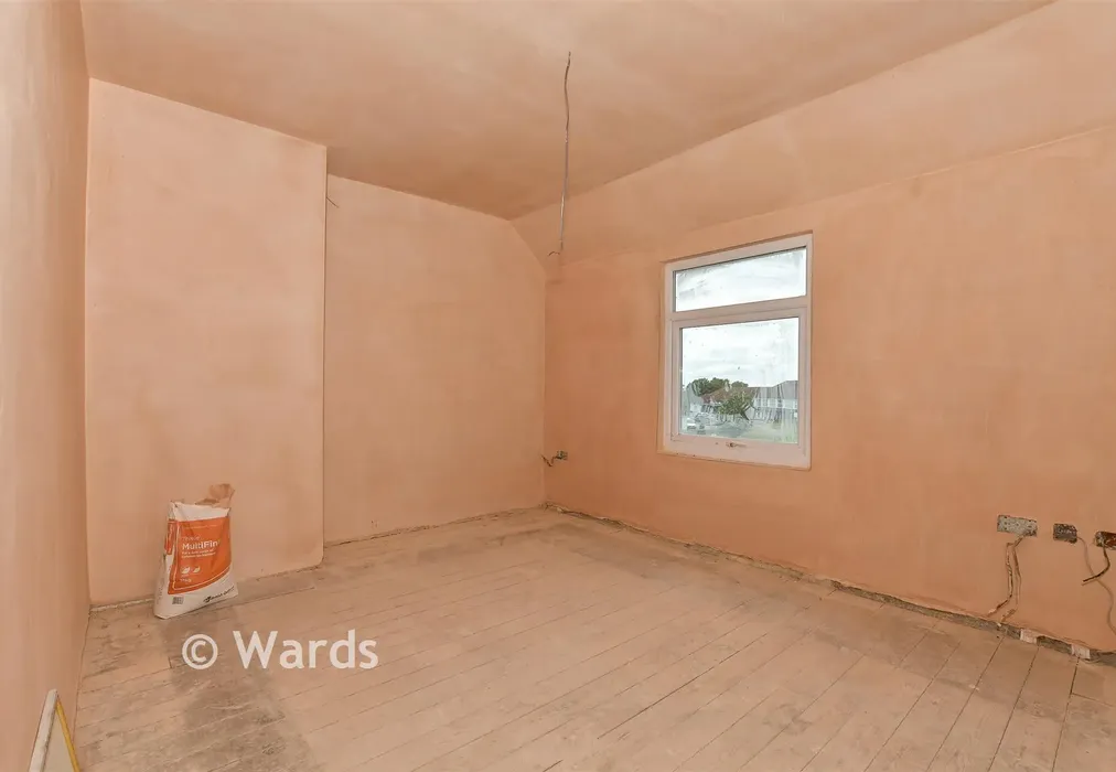 Bedroom 1 - Ackholt Road, Aylesham, Canterbury, Kent - Wards of Kent