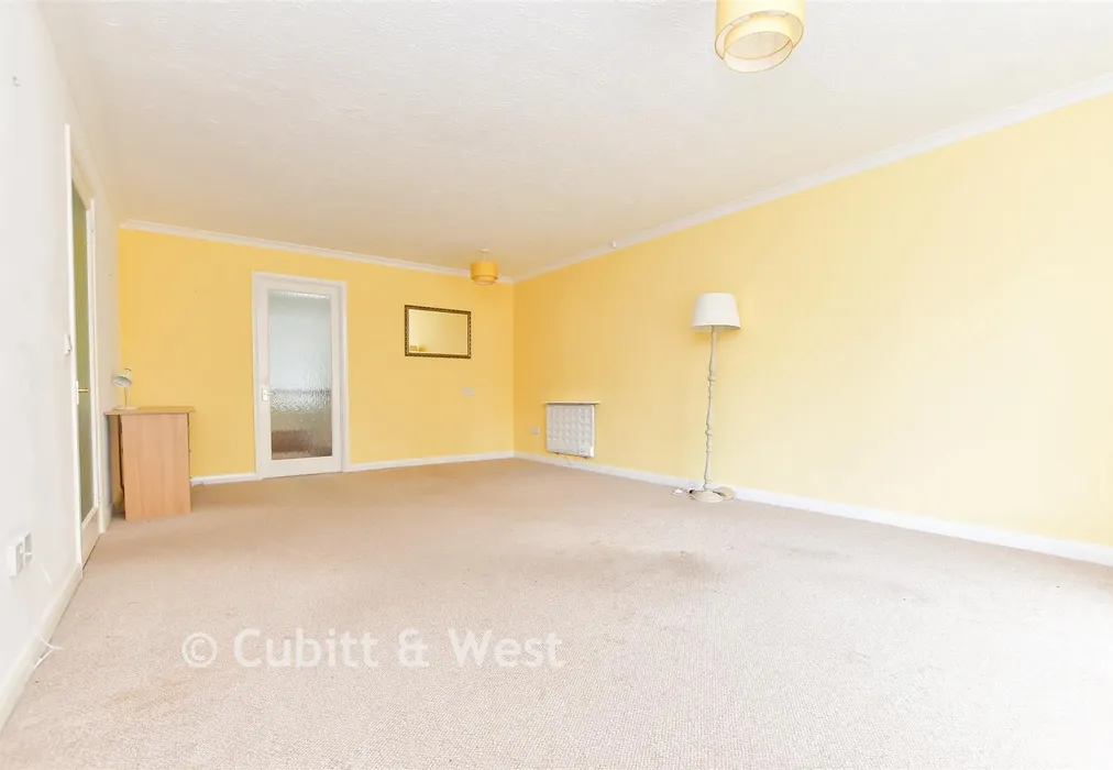 Lounge - Brickyard Lane, Crawley Down, West Sussex - Wards of Kent