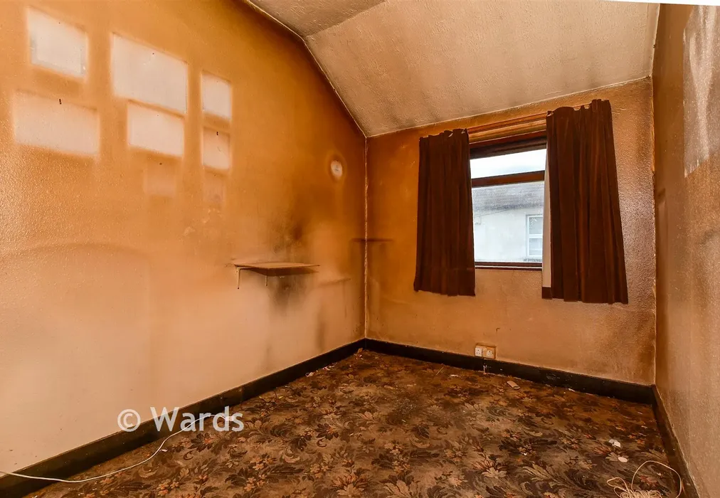 Bedroom 3 - Granville Road, Sheerness, Kent - Wards of Kent
