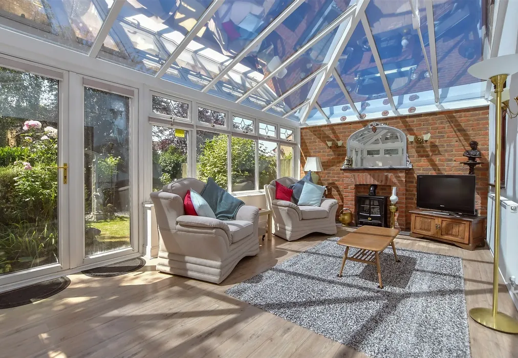 Conservatory - Threshers Drive, Weavering, Maidstone, Kent - Wards of Kent