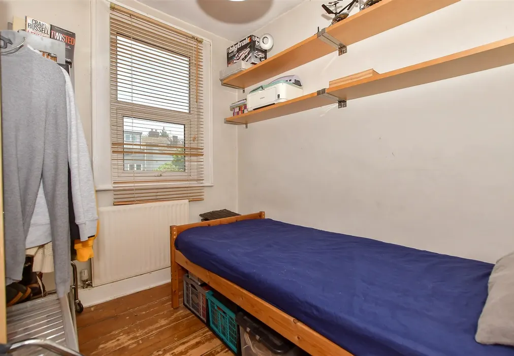 Bedroom 2 - Melville Road, Maidstone, Kent - Wards of Kent
