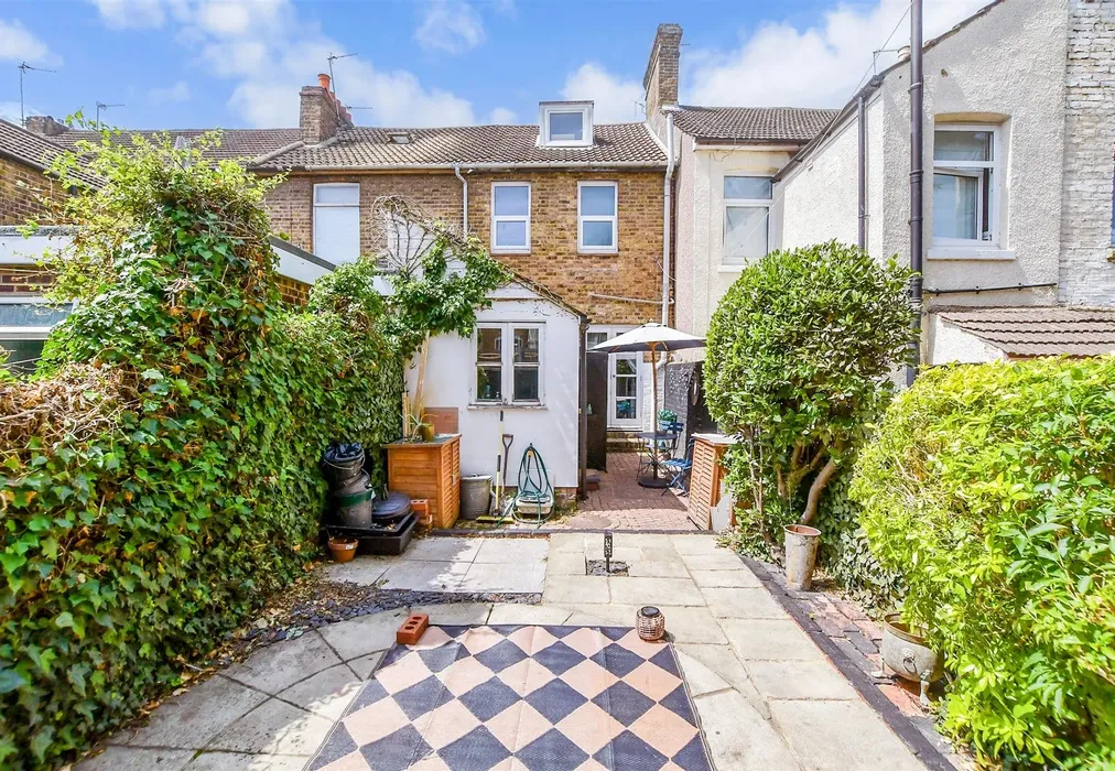 Rear Elevation - Melville Road, Maidstone, Kent - Wards of Kent