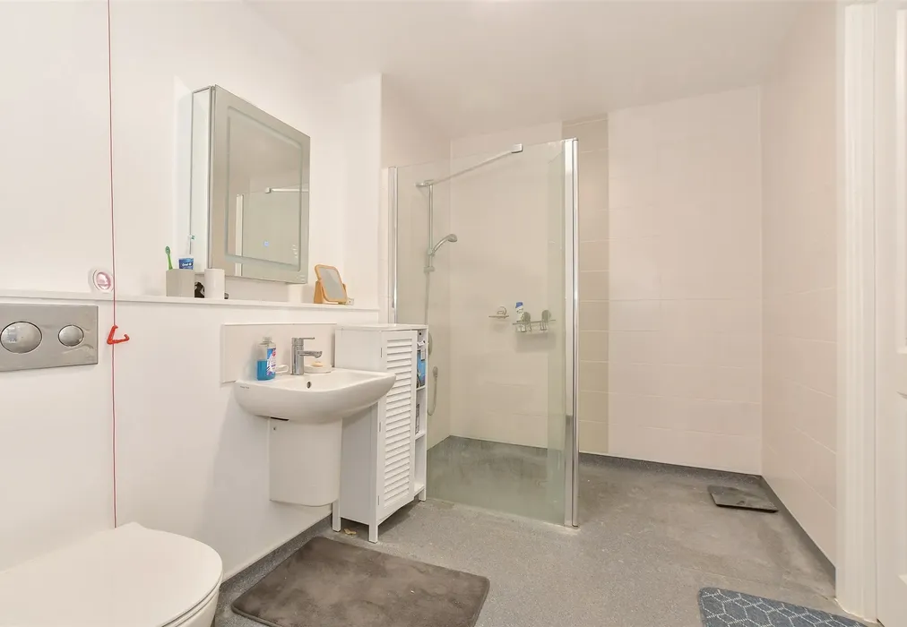Shower Room - Colwell Road, Freshwater, Isle of Wight - Wards of Kent