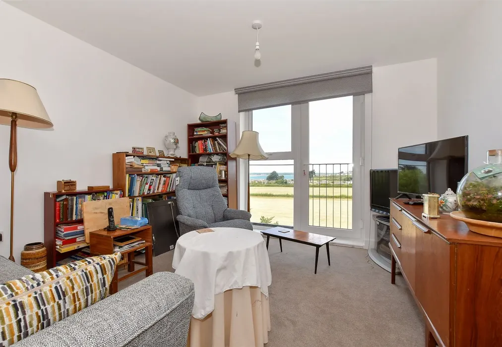 Kitchen/ Living Room - Colwell Road, Freshwater, Isle of Wight - Wards of Kent