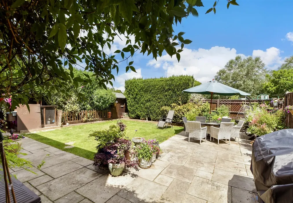 Rear Garden - Grasslands, Smallfield, Surrey - Wards of Kent