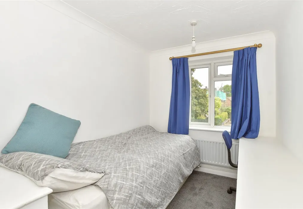 Bedroom 3 - Princess Margaret Road, Rudgwick, Horsham, West Sussex - Wards of Kent