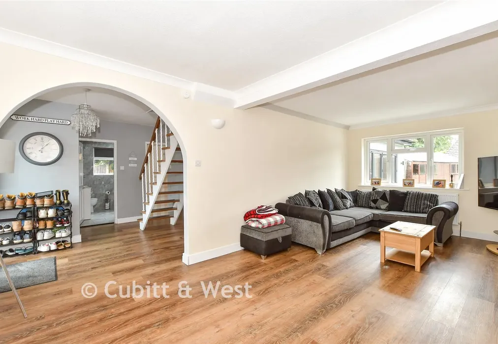 Lounge - Stone Quarry Road, Chelwood Gate, East Grinstead, East Sussex - Wards of Kent