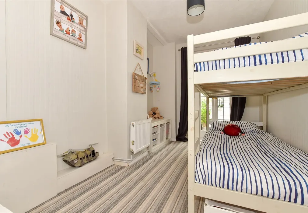 Guest Room - Kingsdown Hill, Kingsdown, Deal, Kent - Wards of Kent