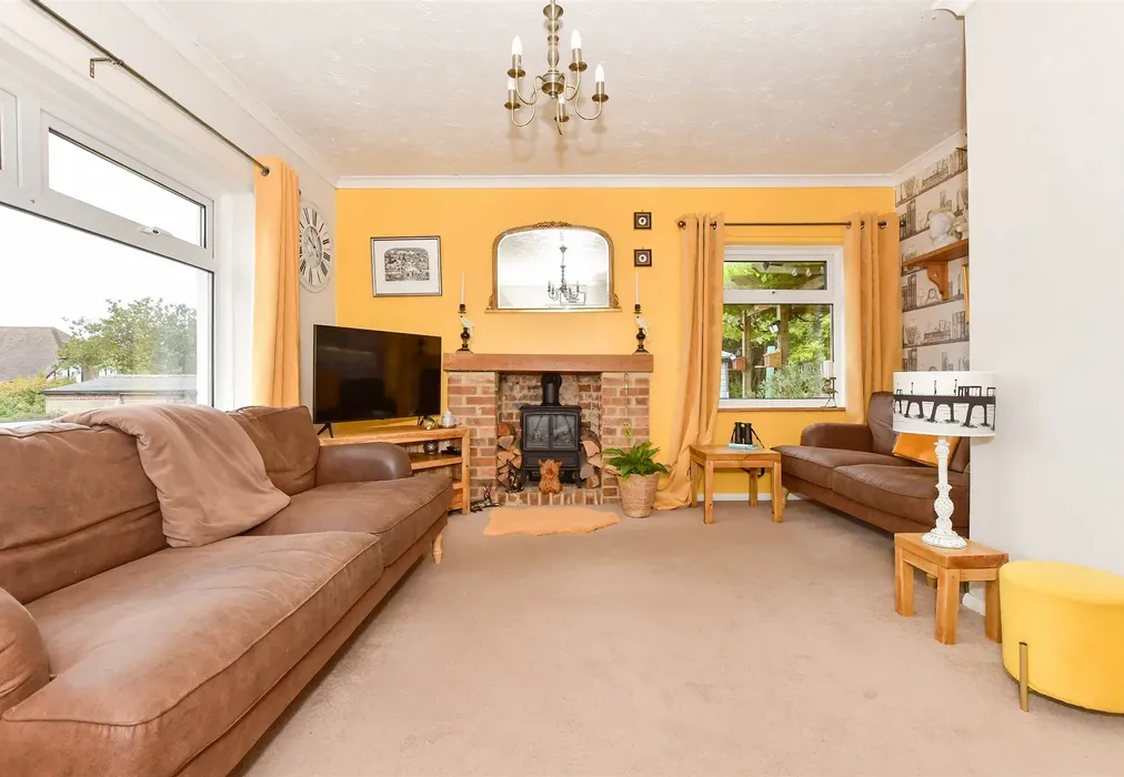 Lounge - Kingsdown Hill, Kingsdown, Deal, Kent - Wards of Kent