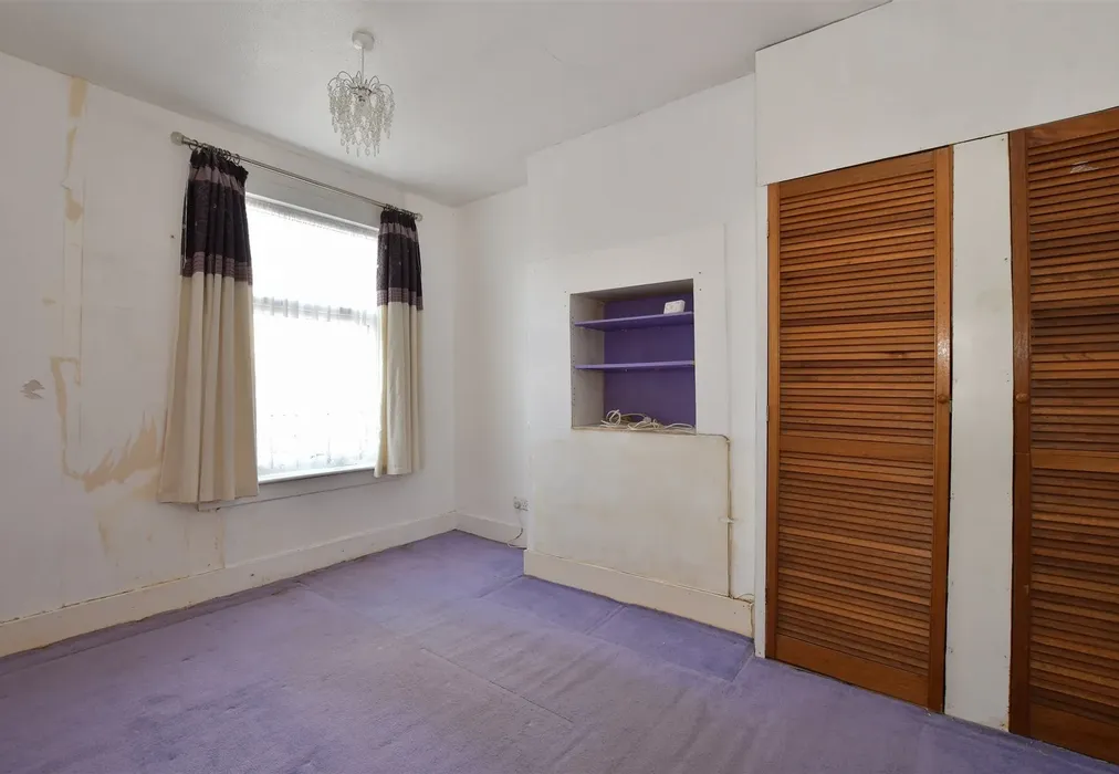 Bedroom 2 - Alexandra Road, Chadwell Heath, Essex - Wards of Kent