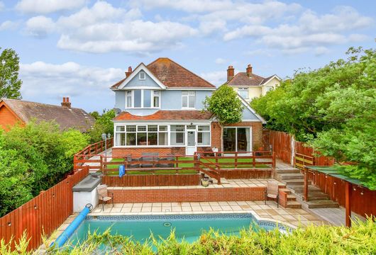 Lake Hill, Sandown, Isle of Wight - Wards of Kent