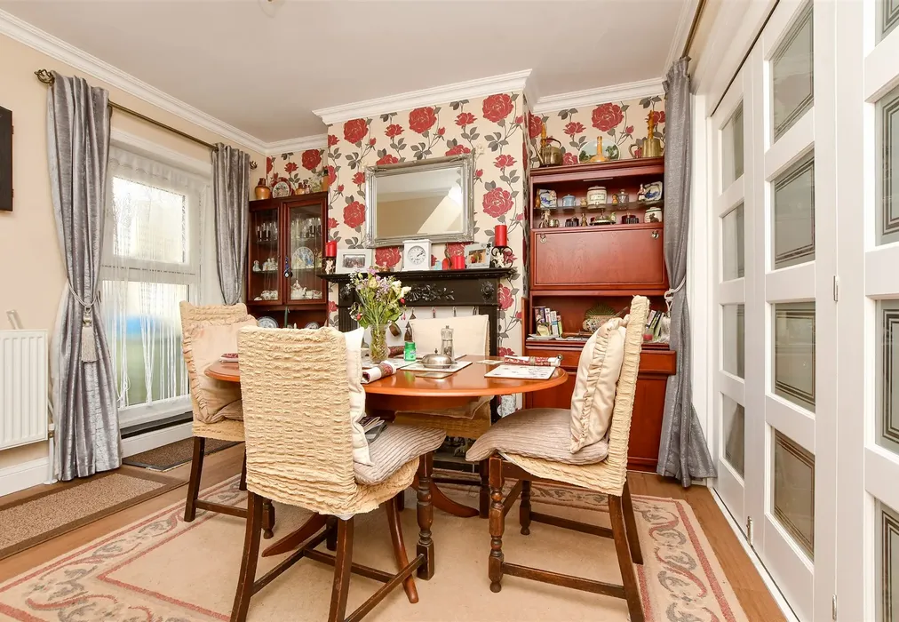 Dining Room - Newlands Road, Ramsgate, Kent - Wards of Kent
