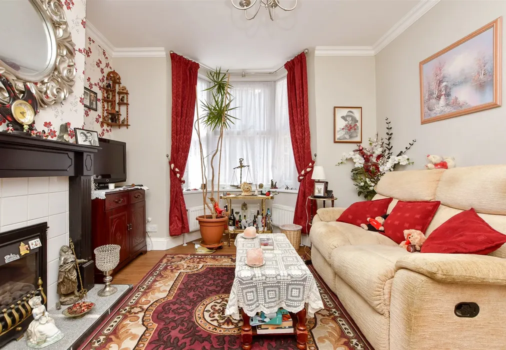 Lounge - Newlands Road, Ramsgate, Kent - Wards of Kent