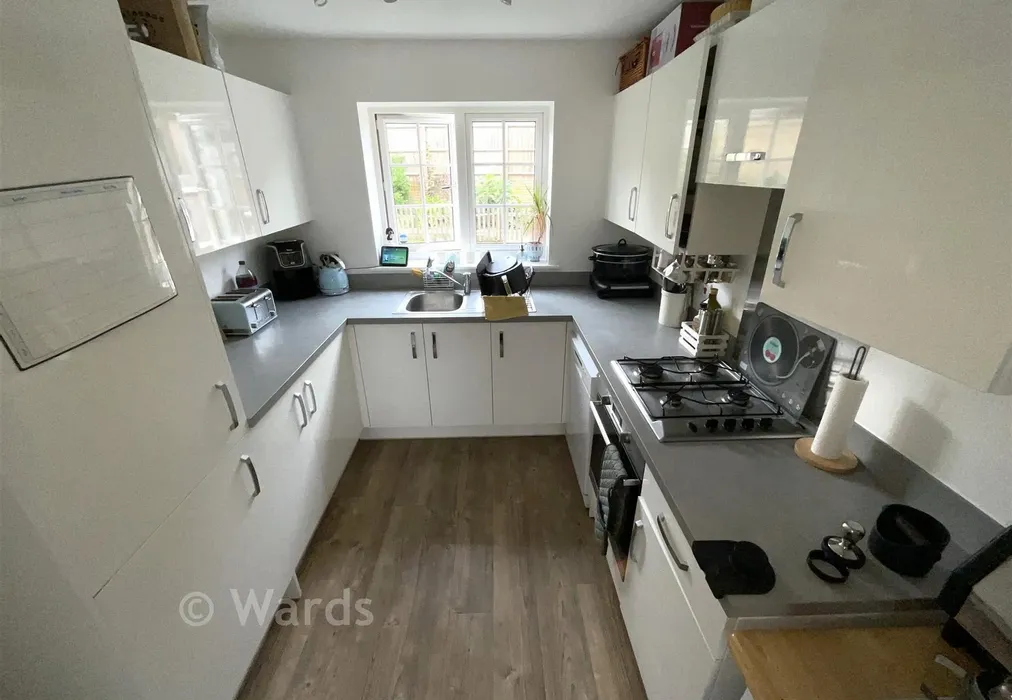 Kitchen - Burbidge Fields, Faversham, Kent - Wards of Kent