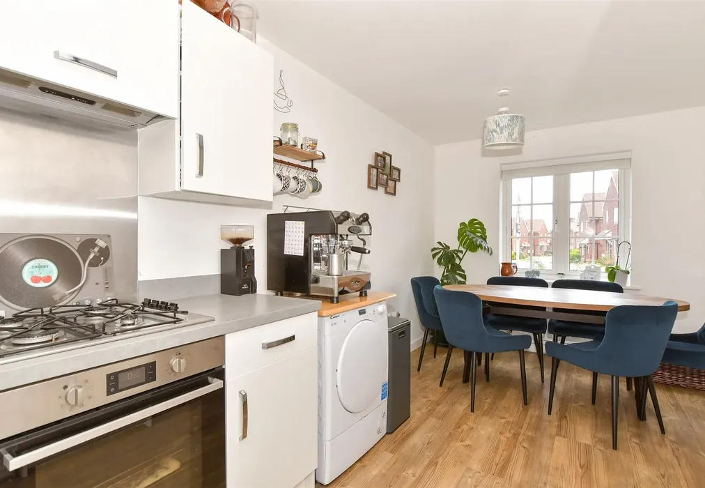 Kitchen/ Diner - Burbidge Fields, Faversham, Kent - Wards of Kent