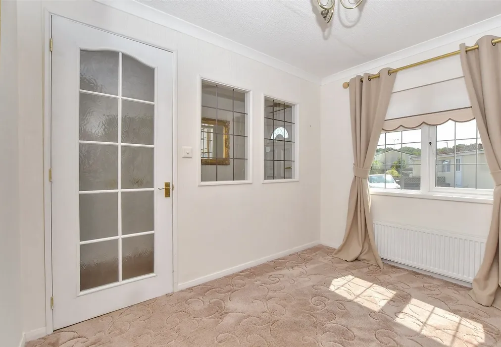 Dining Area - Willow Way, Biddenden, Ashford, Kent - Wards of Kent