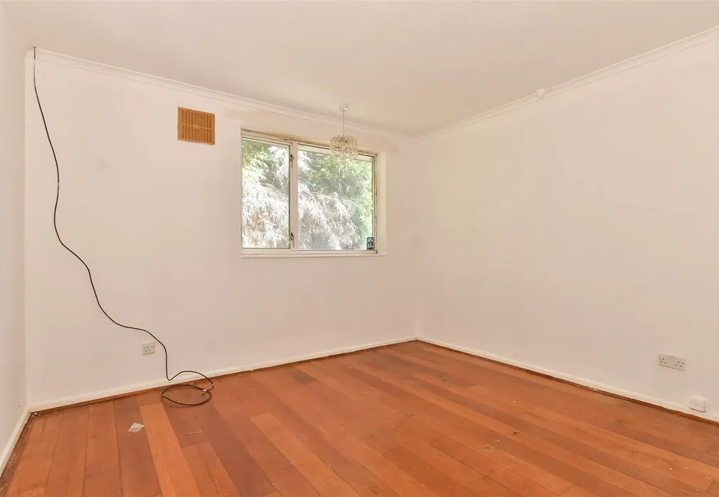 Bedroom 3 - Rochester Drive, Bexley, Kent - Wards of Kent