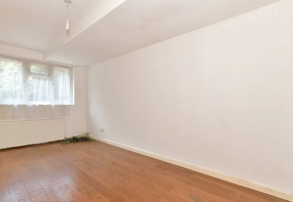 Bedroom 2 - Rochester Drive, Bexley, Kent - Wards of Kent