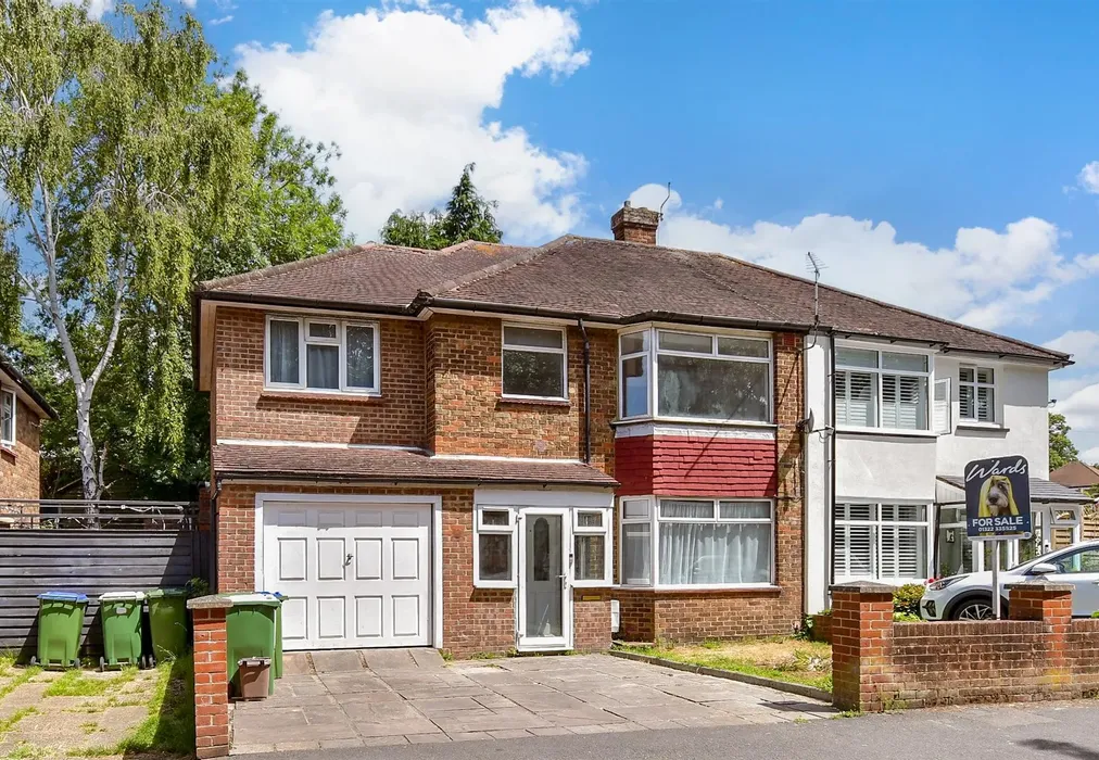 External W - Rochester Drive, Bexley, Kent - Wards of Kent