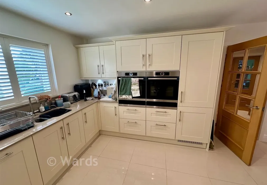 Kitchen - Godfrey Meadow, Hollingbourne, Maidstone, Kent - Wards of Kent