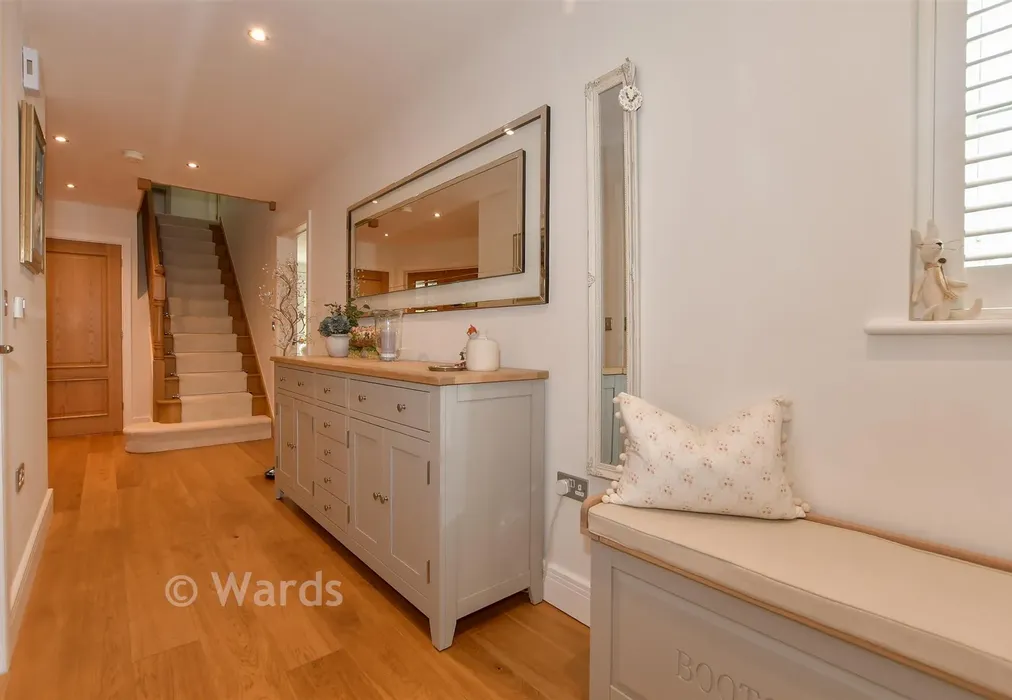Internal Lifestyle Photo - Godfrey Meadow, Hollingbourne, Maidstone, Kent - Wards of Kent