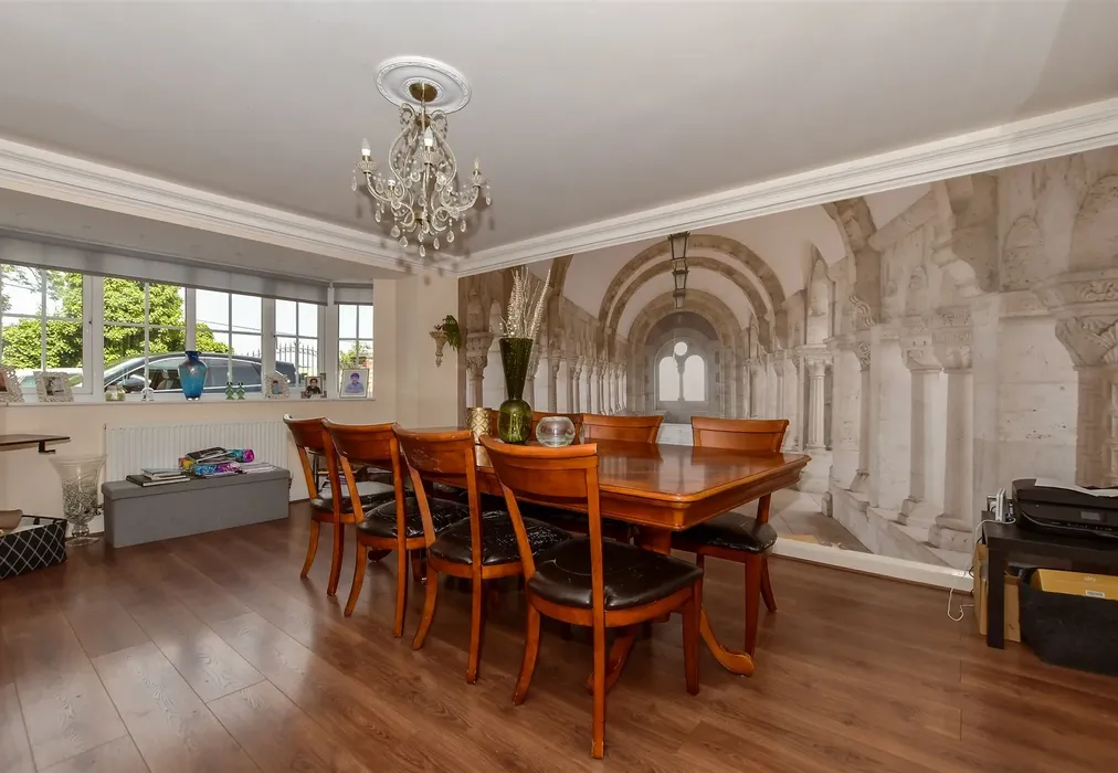 Dining Room - London Road, West Kingsdown, Kent - Wards of Kent