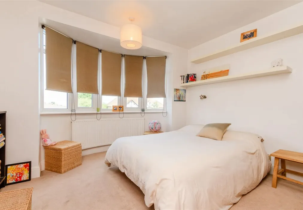 Bedroom 1 - Wallace Road, Rochester, Kent - Wards of Kent