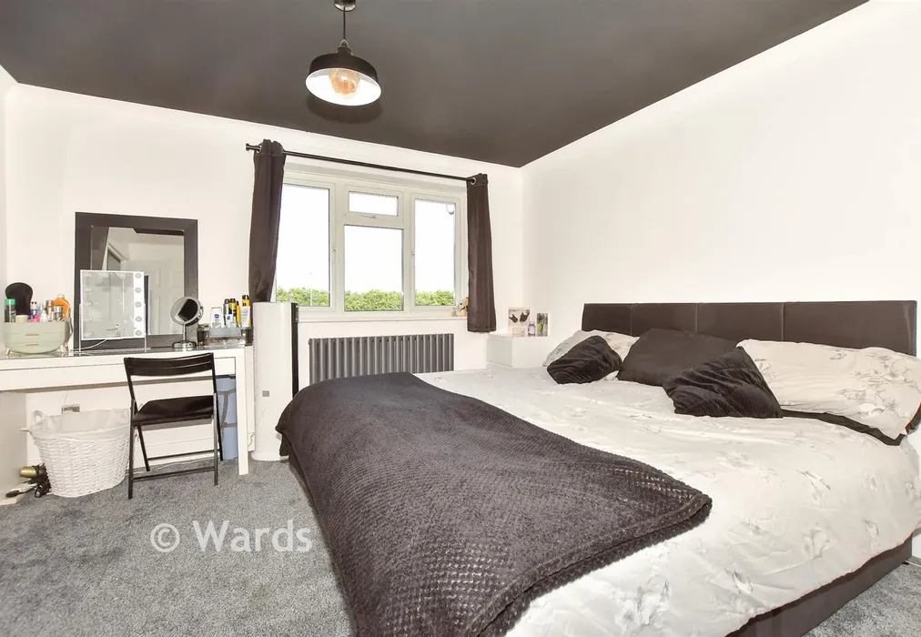 Bedroom - Roman Close, Deal, Kent - Wards of Kent