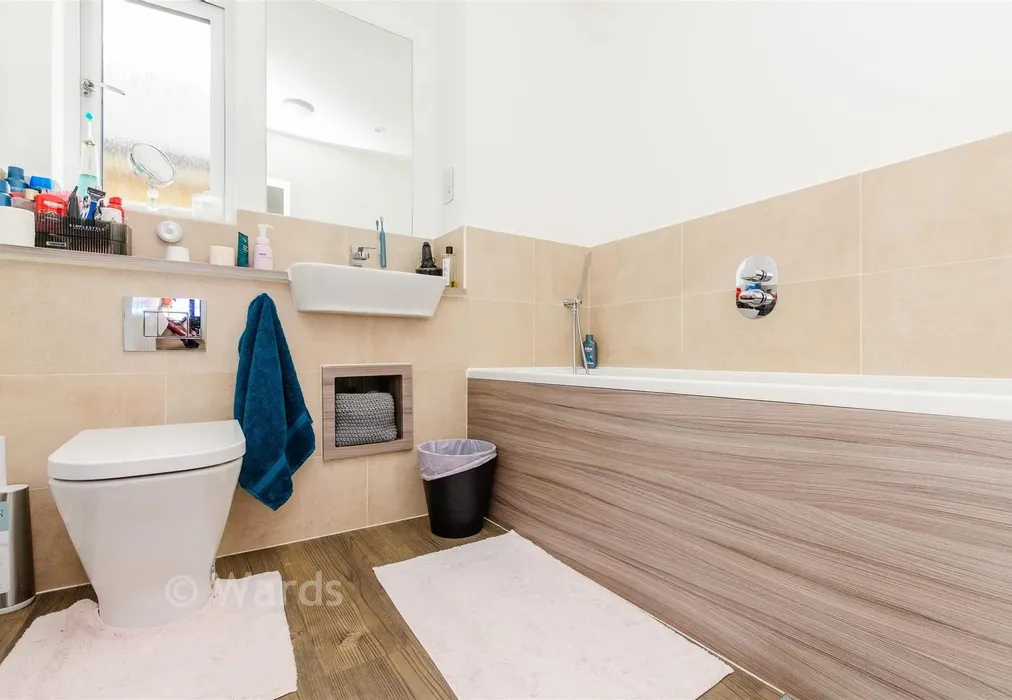 En-Suite Shower Room - Whitworth Close, Northfleet, Gravesend, Kent - Wards of Kent