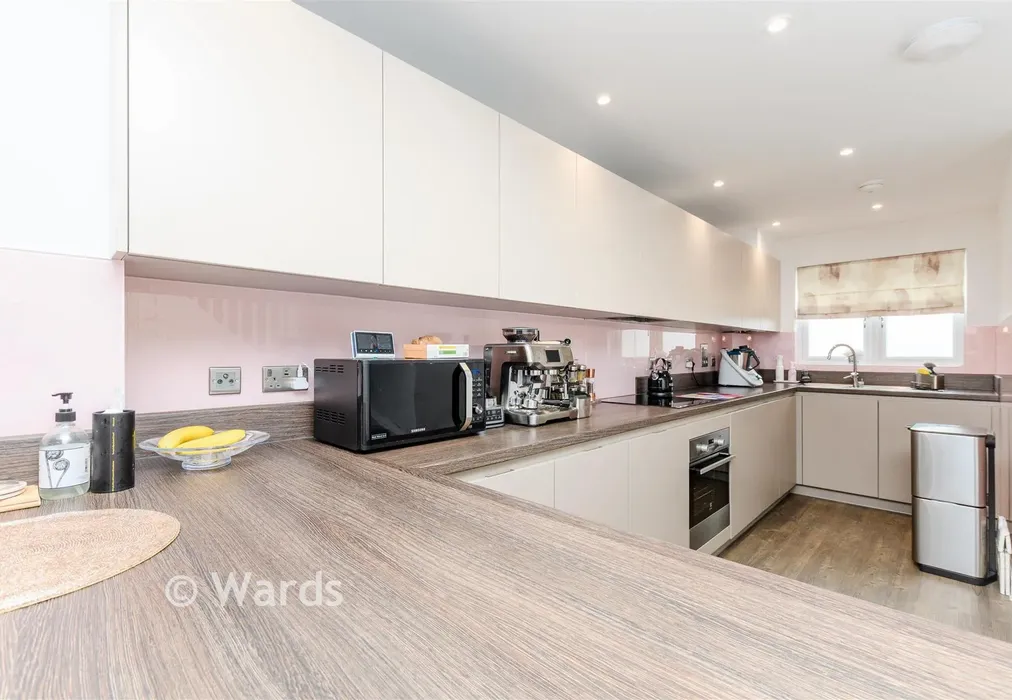 Kitchen - Whitworth Close, Northfleet, Gravesend, Kent - Wards of Kent