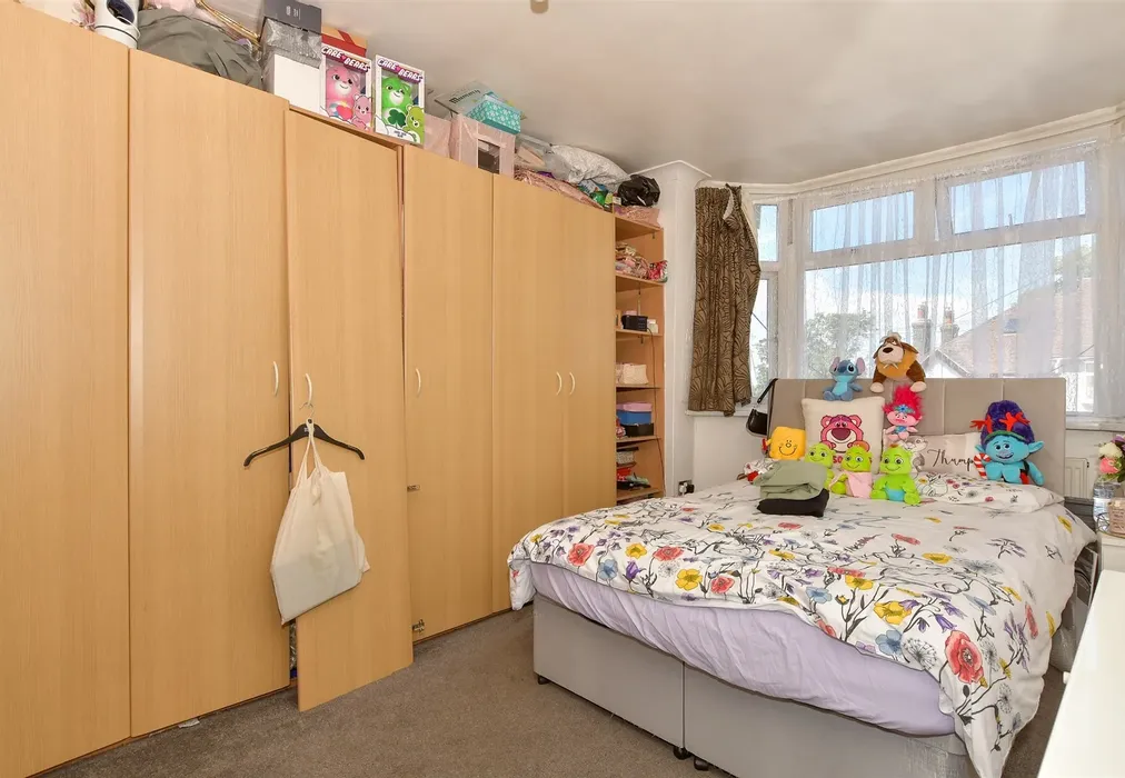 Bedroom 1 - Westmount Avenue, Chatham, Kent - Wards of Kent