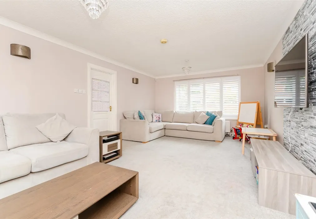 Lounge - Lambsfrith Grove, Hempstead, Gillingham, Kent - Wards of Kent