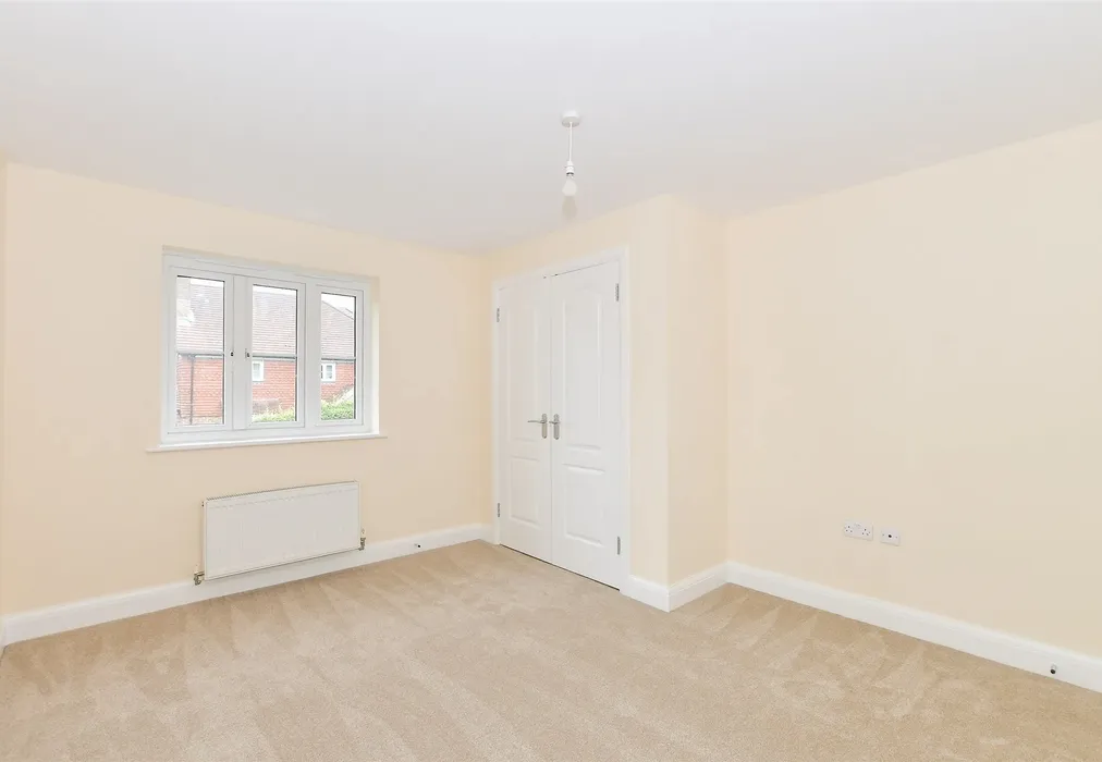 Bedroom 2 - Nightingales, East Hoathly, Lewes, East Sussex - Wards of Kent
