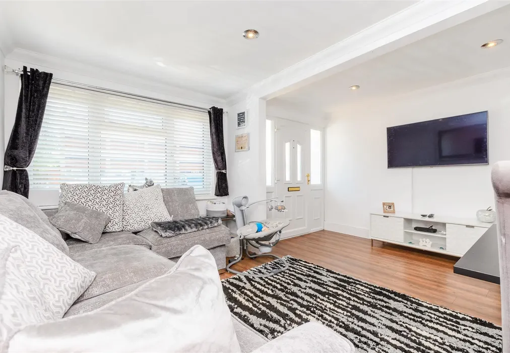 Lounge - Beverley Close, Rainham, Gillingham, Kent - Wards of Kent