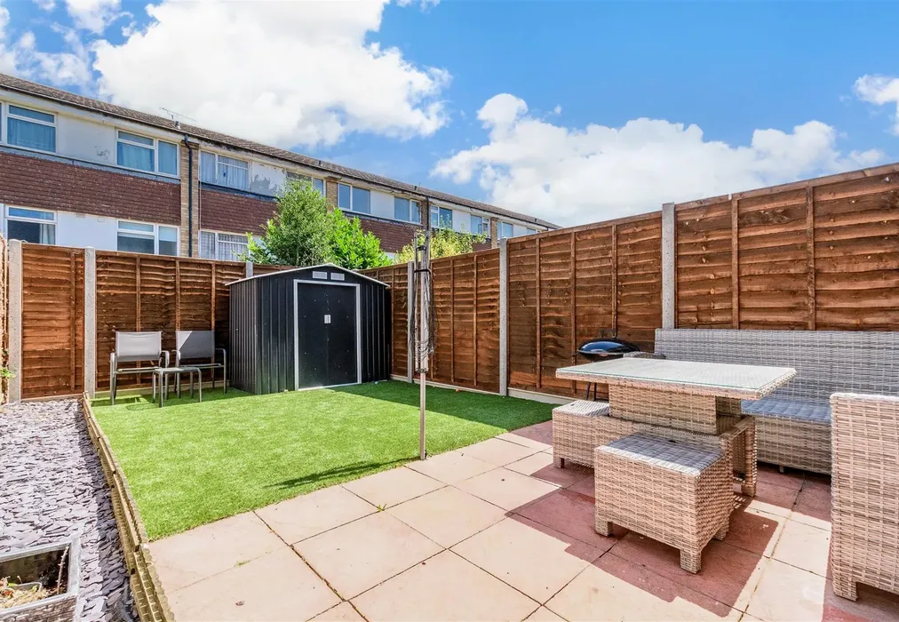 Rear Garden - Beverley Close, Rainham, Gillingham, Kent - Wards of Kent