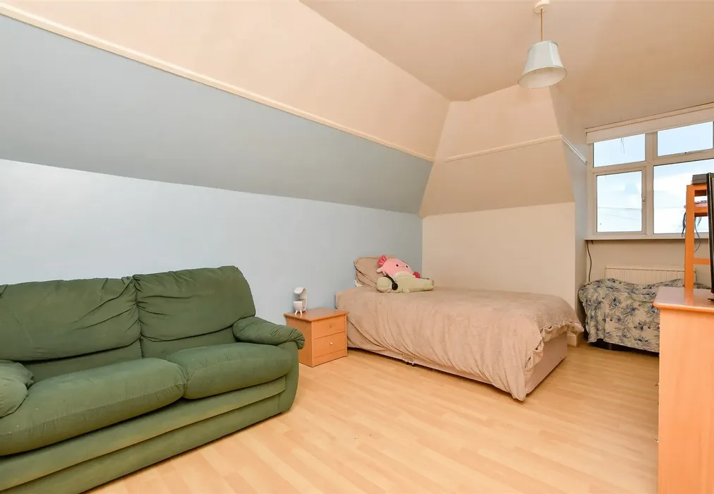 Bedroom 3 - Western Esplanade, Herne Bay, Kent - Wards of Kent